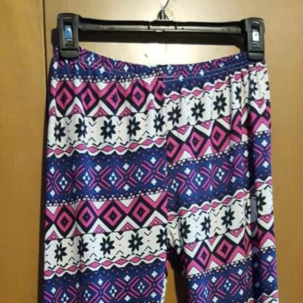 Purple bohemian leggings